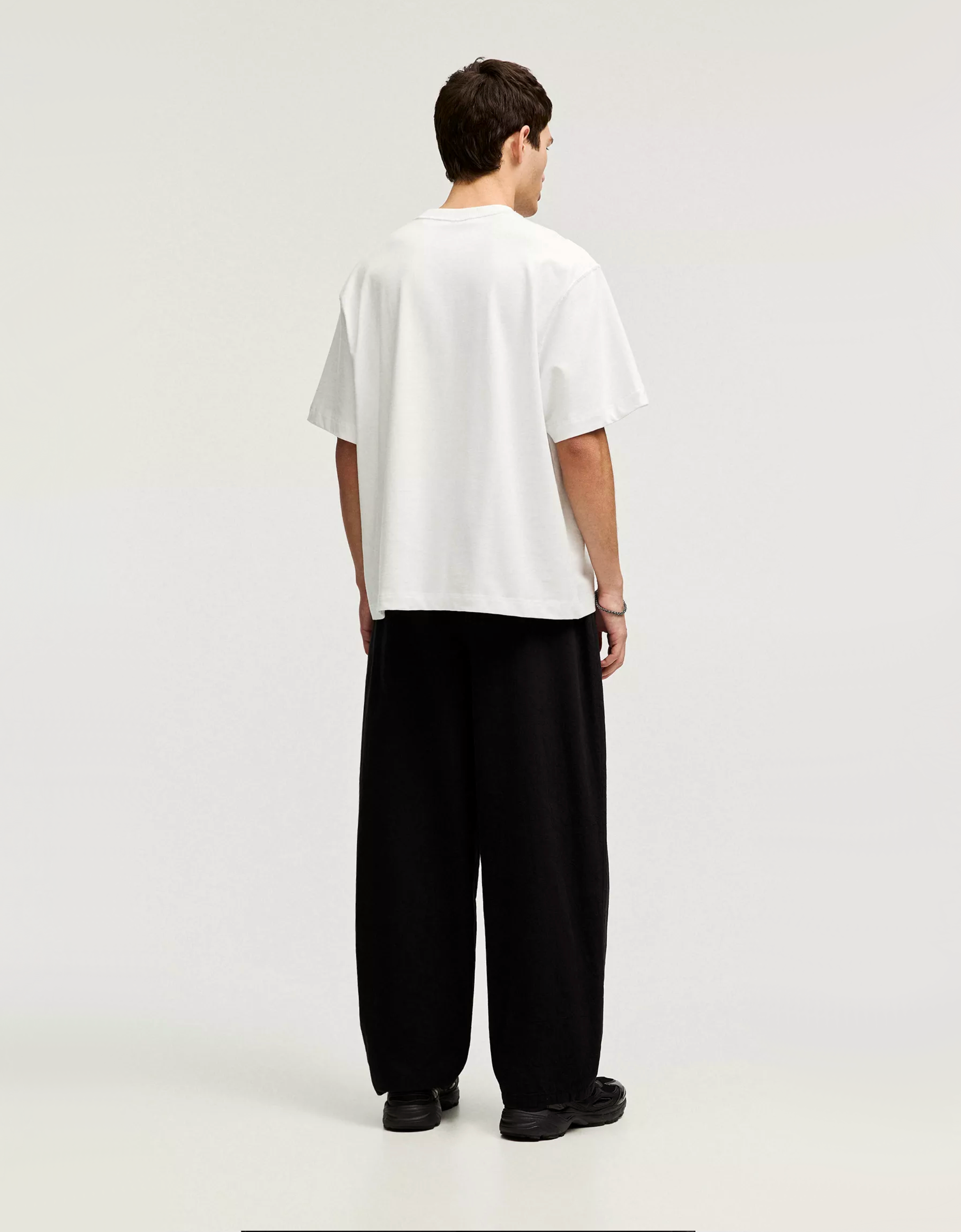 RIDERS OVERSIZED FIT T-SHIRT