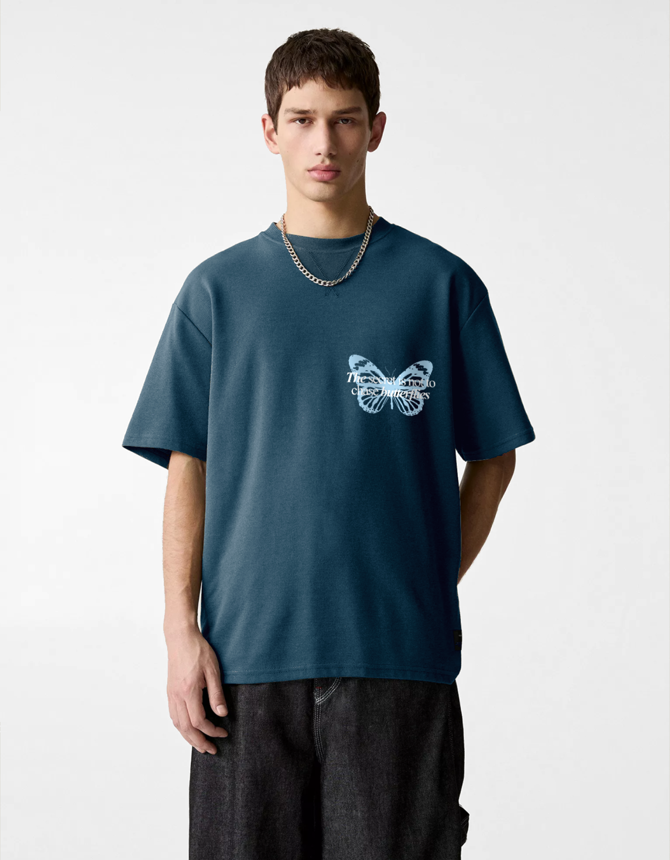 BUTTERFLIES OVERSIZED FIT T-SHIRT