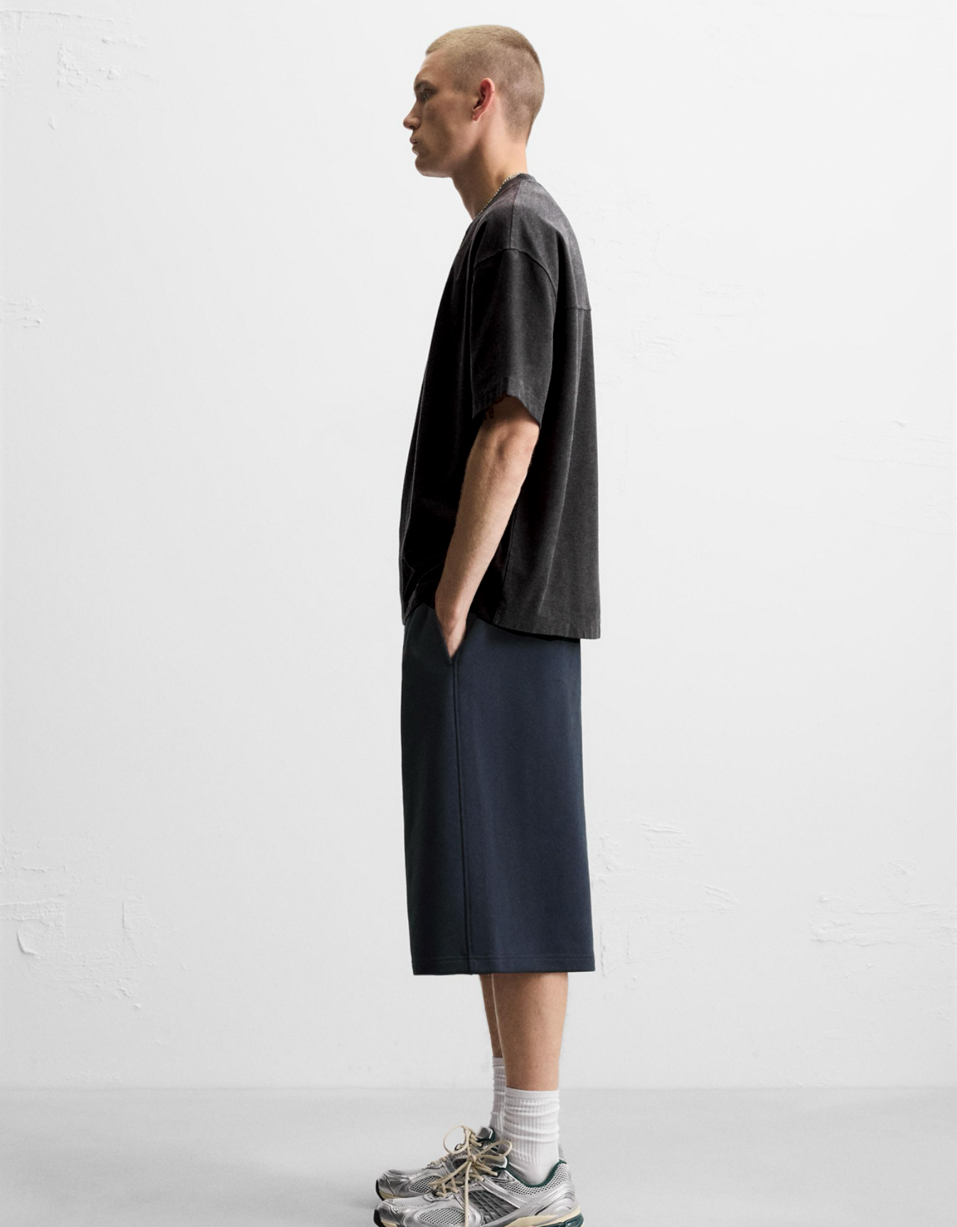 WASHED BASIC OVERSIZED FIT T-SHIRT