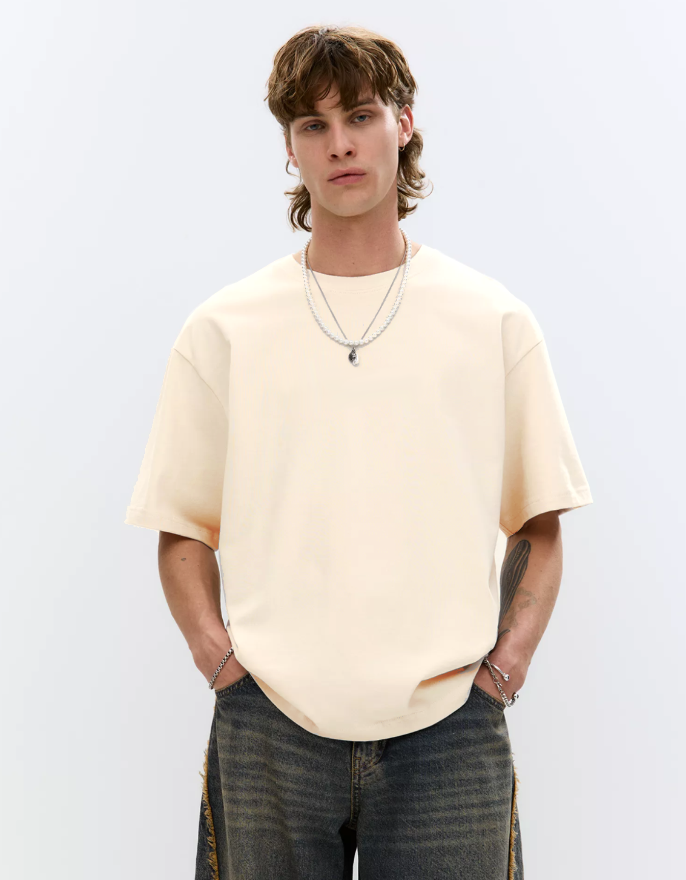 CREAM BASIC OVERSIZED FIT T-SHIRT
