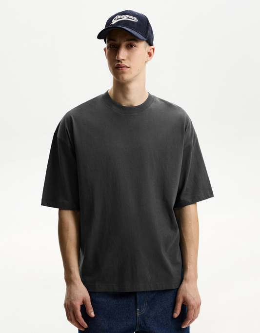 DARK GREY BASIC OVERSIZED FIT T-SHIRT